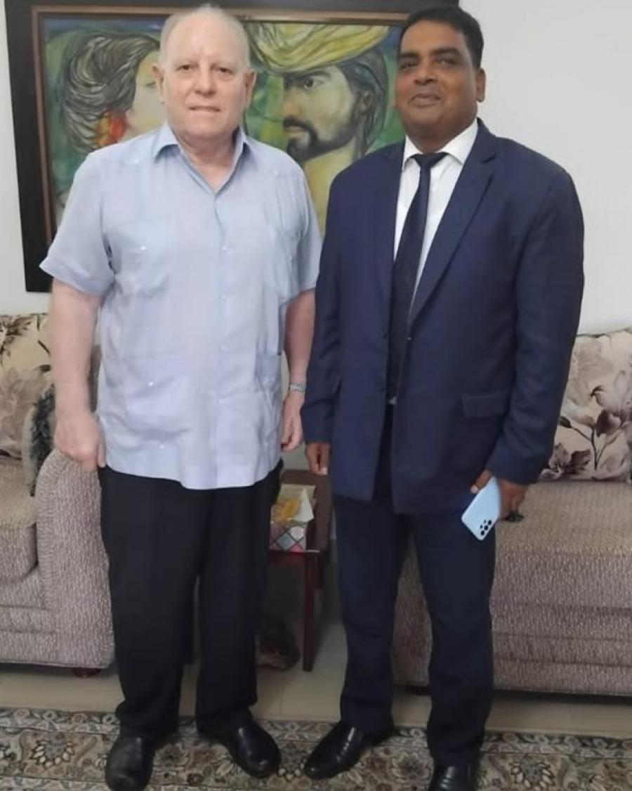 Recibe embajador de Cuba a Presidente de la Cámara de Turismo e Industria de Sri Lanka