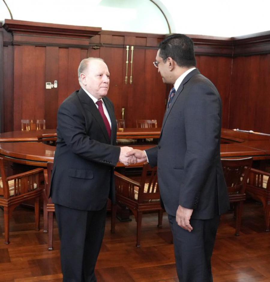 Sri Lanka Foreign Minister received Cuban ambassador