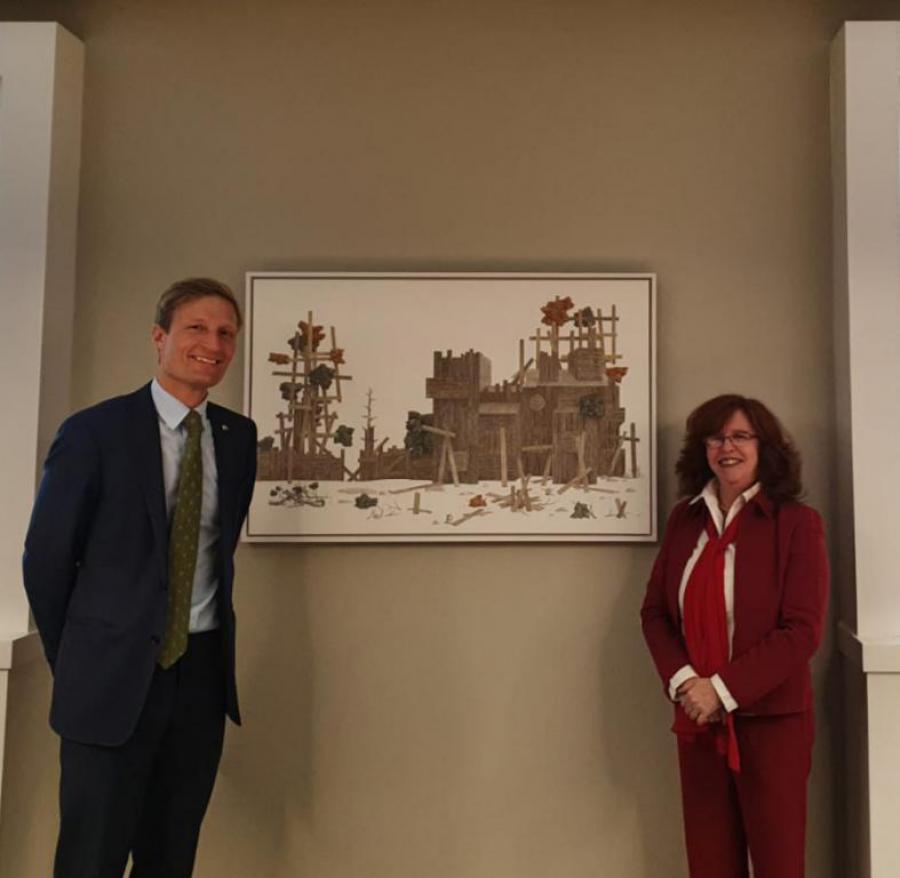 Encuentro del Director del Departamento de Política para la ONU, Conflictos y Asuntos Humanitarios en la Cancillería sueca Embajador Carl Skau con la Embajadora de Cuba en Suecia, Alba Soto Pimentel.