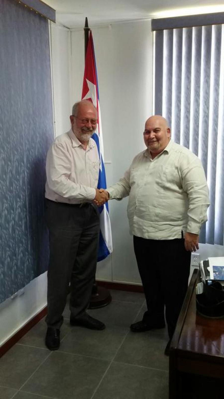 Embajador de Cuba con Representante de la FAO