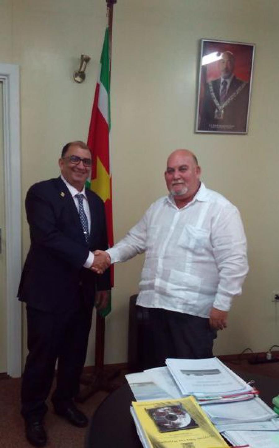 Embajador cubano en Suriname sostiene encuentro con Ministro de Salud Pública Marzo 2018