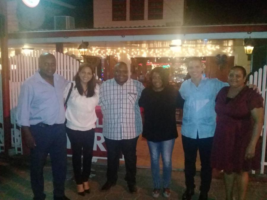 Encuentro con directivos de la Solidaridad con Cuba en Suriname