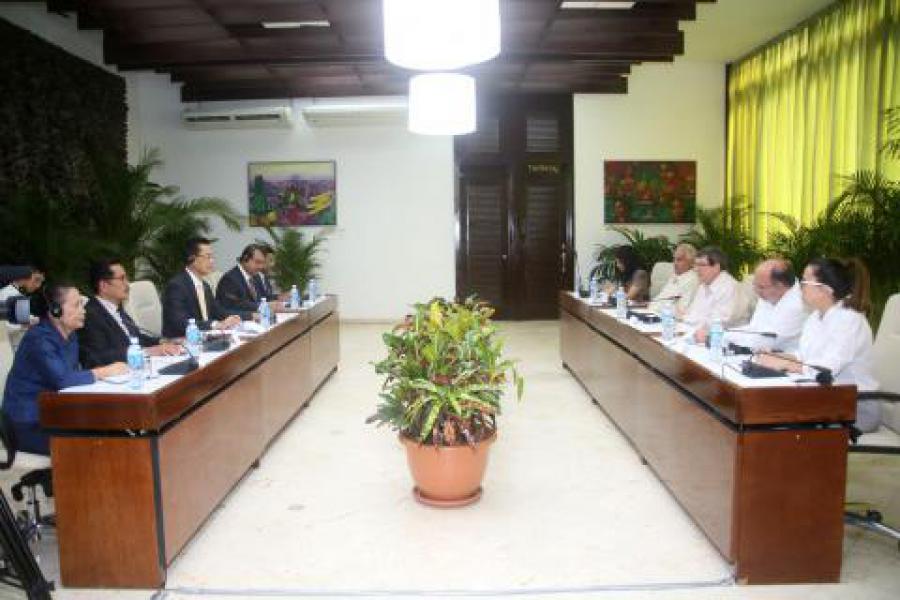 Sostuvo Canciller cubano encuentro con los embajadores de los países miembros de la ASEAN Sostuvo Canciller cubano encuentro con los embajadores de los países miembros de la ASEAN