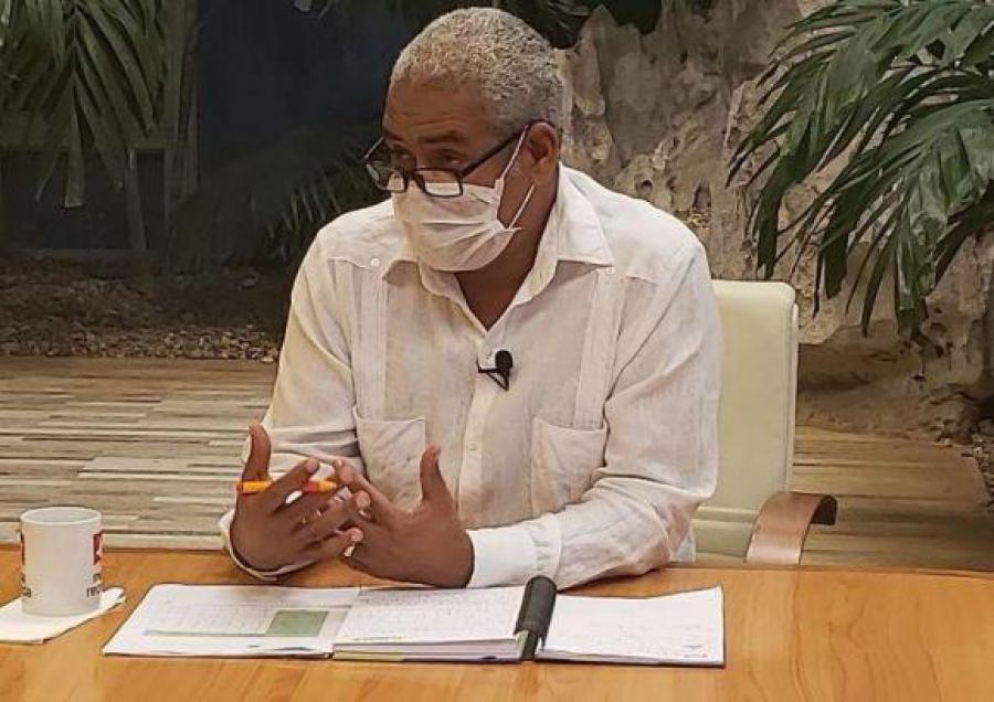 El primer producto que salió como candidato para el tratamiento de la enfermedad producida por el SARS-Cov-2 fue el anticuerpo monoclonal itolizumab (Anti-CD6), que fue desarrollado para tratar enfermedades como la leucemia, pero que tiene otras aplicaciones El primer producto que salió como candidato para el tratamiento de la enfermedad producida por el SARS-Cov-2 fue el anticuerpo monoclonal itolizumab (Anti-CD6), que fue desarrollado para tratar enfermedades como la leucemia, pero que tiene otras aplicaciones