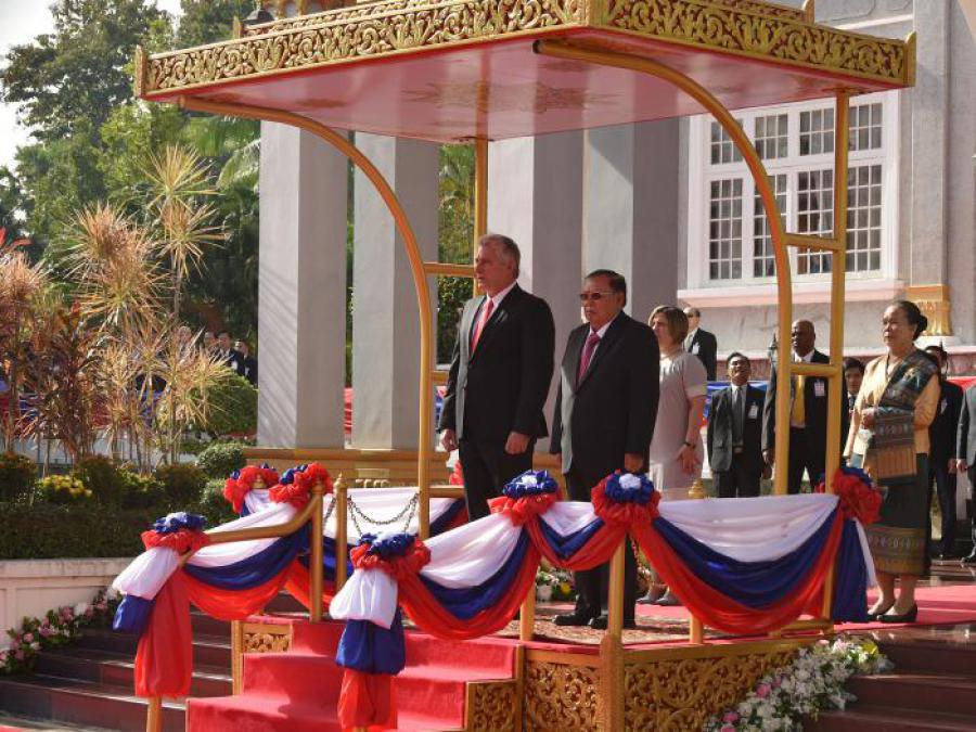 Sostienen conversaciones oficiales, mandatarios de #Cuba y #Laos