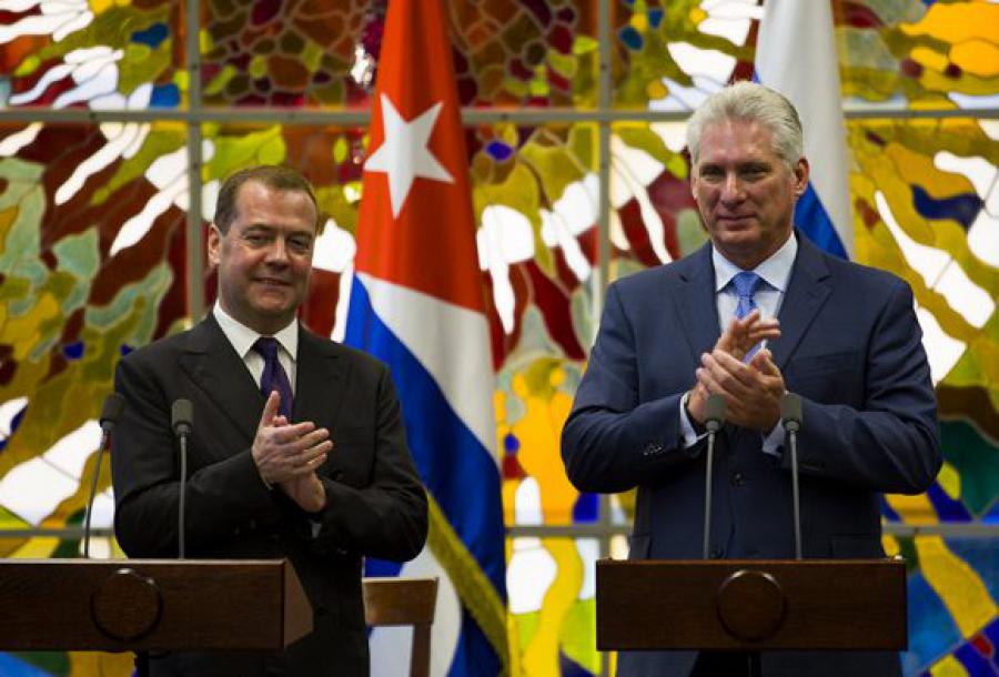 Presidente cubano recibe al Primer Ministro ruso, Dmitri Medvedev