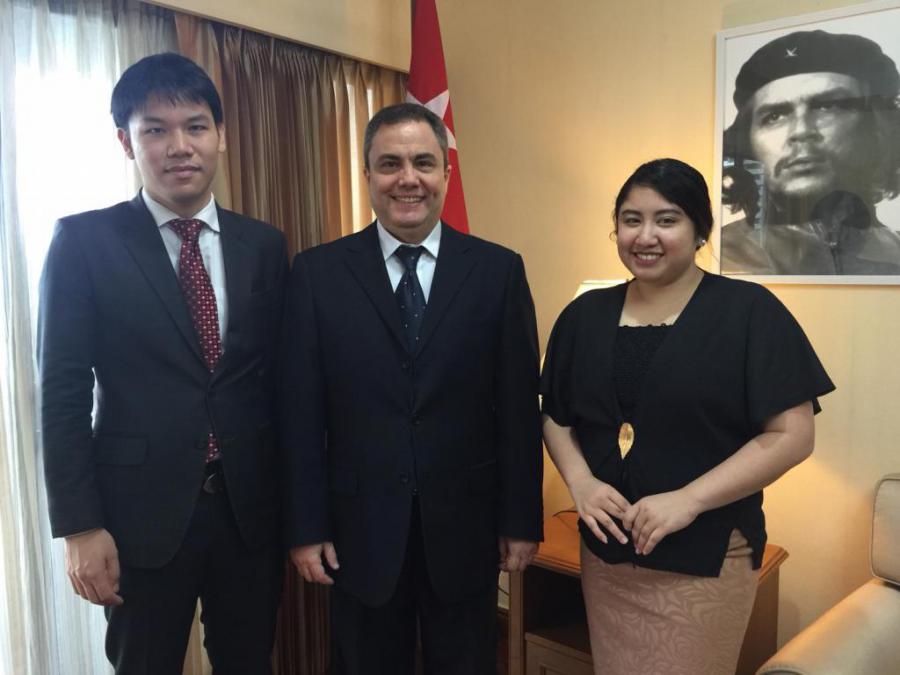 Entrevista de prensa en Tailandia por el 60 aniversario de las Relaciones Diplomáticas con #Cuba y las elecciones generales en el país caribeño #PorCuba