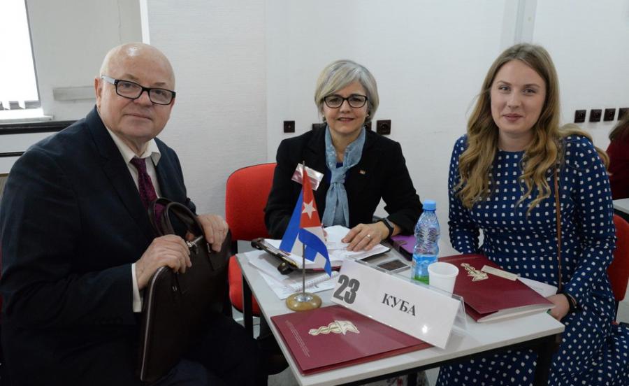 Cuba participa en Foro de Negocios en Kiev
