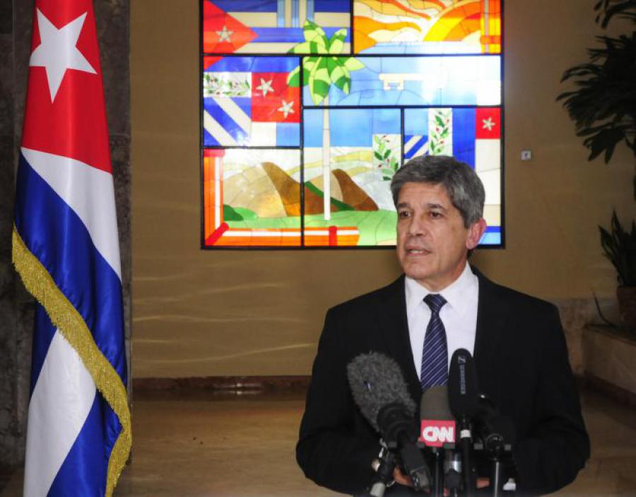 Declaraciones a la prensa del director general para EE.UU. del MINREX, Carlos Fernández de Cossío, sobre la decisión del gobierno estadounidense de incluir a Cuba en la lista de Estados patrocinadores del terrorismo.