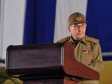 Raúl Castro: Por grandes que sean los desafíos, nuestro pueblo defenderá su Revolución socialista