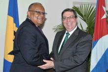 El Ministro de Relaciones Exteriores y Comercio Exterior de Barbados, el Senador Jerome Walcott y el Ministro de Relaciones Exteriores de Cuba, Bruno Rodríaguez Parrilla.