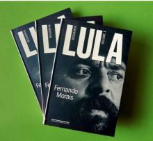 Apresentação de livro sobre Lula na Feira do Livro de Havana.