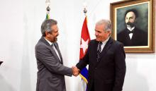 O Governador do Ceara visita a Embaxaida de Cuba.