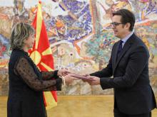 Embajadora cubana presenta Cartas Credenciales al Presidente de la República de Macedonia del Norte.