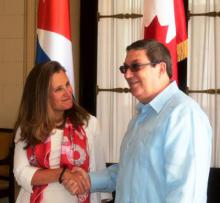 Canciller cubano sostiene encuentro con la Ministra de Relaciones Exteriores de Canadá.