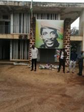 Au Burkina Faso, la mission d'État cubaine rend hommage au 155ème anniversaire du début de nos luttes pour l'indépendance.