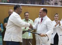 Cuba - États-Unis: Lutter contre le cancer sans distinction politique, manifeste un expert nord-américain
