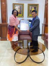 Decano del Cuerpo Diplomático en Cambodia recibe a embajadora de Cuba