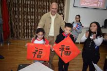 A 167 años de su nacimiento, los cubanos en Beijing tributan honores a José Martí.