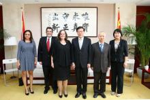 Fortalecen relaciones de trabajo la Escuela Superior de Cuadros del Estado y del Gobierno de Cuba y el Centro de Investigación para el Desarrollo del Consejo de Estado de China 