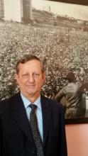 Ofrece embajador de Cuba en China entrevista especial a revista Beijing Review