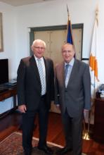 CYPRUS FOREIGN MINISTER RECEIVES CUBAN AMBASSADOR