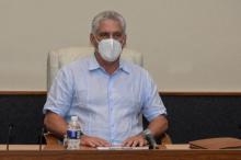 El Primer Secretario del Comité Central del Partido Comunista y Presidente de la República hizo un llamado «a la unidad de los cubanos, y llamando al respeto de los cubanos, despojándonos de cualquier sentimiento de odio, de cualquier vulgaridad, de cualquier comportamiento indecente, pero exigiendo las normas de disciplina, las normas que garantizan en nuestra sociedad esa tranquilidad social.