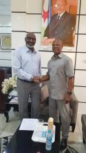 L'ambassadeur de Cuba rencontre le ministre de l'éducation de Djibouti