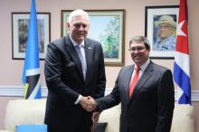 Recibe Primer Ministro de Santa Lucía al Canciller cubano.
