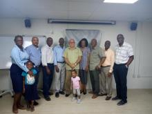 INTEGRANTES DEL MOVIMIENTO DE SOLIDARIDAD CON CUBA EN DOMINICA SE REUNEN CON EMBAJADOR CUBANO