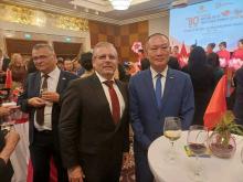 Embajador de Cuba participa en recepción con motivo del 80 aniversario del día nacional de la República Socialista de Vietnam