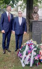 Participa embajador en inauguración de busto en memoria del patriota eslovaco Janko Bulik