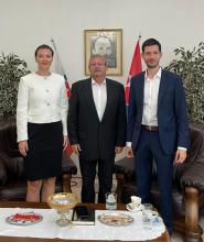 Embajador de Cuba sostiene encuentro con Artur Bekmatov, presidente del partido Socialisti.sk