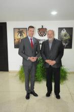 Primer Ministro de Cuba, Manuel Marrero Cruz recibe al asesor del Primer Ministro de la República Eslovaca, Martín Pastika.