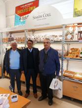 Cónsul General de Cuba en Barcelona explora intereses comerciales con Fábrica de Chocolate “Simon Coll”