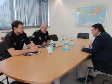 Consulado de Cuba en Barcelona estrecha relaciones con factores de Extranjería y Fronteras de esa ciudad Consulado de Cuba en Barcelona estrecha relaciones con factores de Extranjería y Fronteras de esa ciudad
