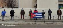 Manifiestan cubanos residentes en Madrid su apoyo a Cuba en el Día de los Derechos Humanos y condenan los recientes actos subversivos en la isla