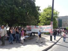 Condenan el bloqueo a Cuba en celebraciones primero de Mayo en Atenas