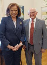 Encuentro del Embajador de Cuba con la Presidenta de la Comisión de Defensa Nacional y Relaciones Exteriores del Parlamento Helénico