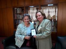 Recibe Fiscal General de la República Helénica a Embajadora de Cuba 