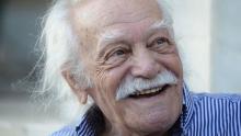 Physically disappears Manolis Glezos, legendary Greek revolutionary.