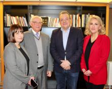 Reunión del presidente de SYRIZA-PS, Sokratis Famellos, con el embajador de Cuba en Grecia, Aramis Fuente Hernández