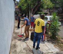 Colectivo de la Embajada de Cuba en Honduras en trabajo voluntario