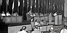 akarta, 18 de abril- En un mundo azotado por la pandemia del COVID-19- , hoy 18 de 18 de abril se conmemora el Aniversario 65 de la Conferencia Afro- Asiática, promovida por el Presidente Fundador de Indonesia Ackmed Soekarno. El importante evento celebrado entre el 18 y el 23 de abril de 1955 concluyó con la aprobación de los conocidos “Principios de Bandung” en alegoría a la ciudad indonesia que acogió la cita. "Una década después de la Conferencia Afro -Asiática, había pasado a la historia, no solo com