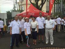 Participa Cuba en caminata “Fun Walk” en celebración del Aniversario 71 de la República de Indonesia y de su Cancillería