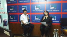  Embajadora de Cuba ofrece entrevista a Radio Republica Indonesia