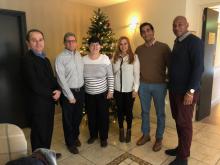 Encuentro de integrantes de la comunidad cubana residente en la ciudad de Limerick con el embajador de Cuba y la Cónsul.