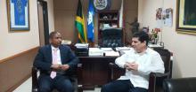 Cuban Ambassador to Jamaica holds meeting with Mayor of Kingston and St. Andrew.