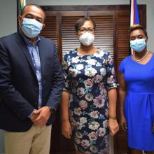 Jamaica’s Minister of Health receives the Ambassador of Cuba.