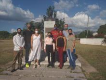 Workers from the Cuban Embassy in Jamaica returned to the bust of Maceo located in the National Heroes Park, in the centre of Kingston, to pay tribute to the Bronze Titan 125 years after his fall in combat for the independence of Cuba.
